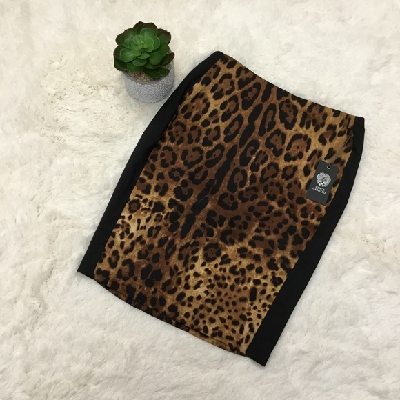 Vince Camuto Dresses & Skirts - Vince Camuto Pencil Animal Skirt Sz 2 NWT